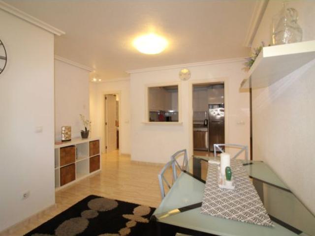 Apartamento en Venta en Torrevieja, Alicante