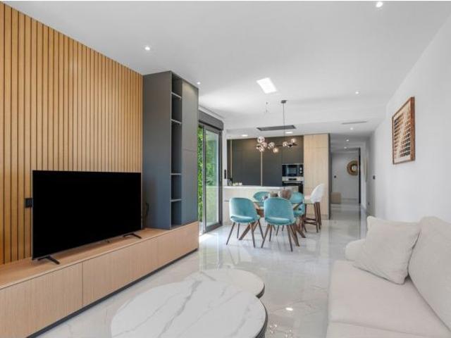 Apartamento en Venta en Torrevieja, Alicante