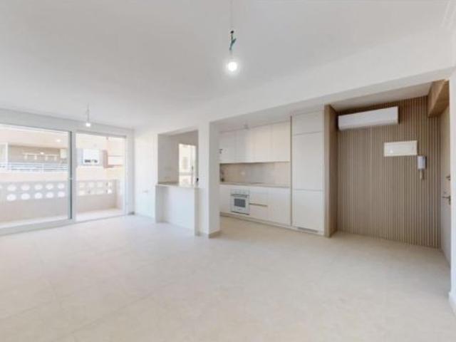Apartamento en Venta en Torrevieja, Alicante