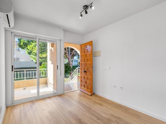 Apartamento en venta en Torrevieja Alicante