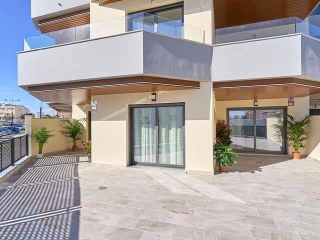 Apartamento en venta en Torrox Costa, Málaga Costa del Sol