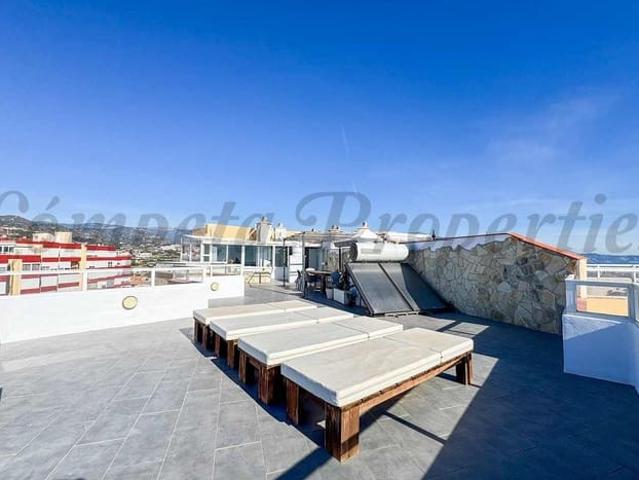 Apartamento en venta en Torrox Costa, Málaga Costa del Sol