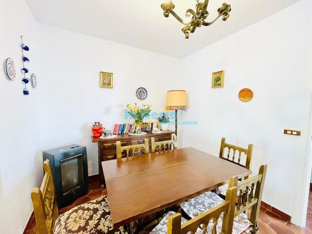 Apartamento en venta en Torrox, El Peñoncillo. Apartamento 2 dormitorios piscina tenis Pueblo Andaluz. Apartamentos.