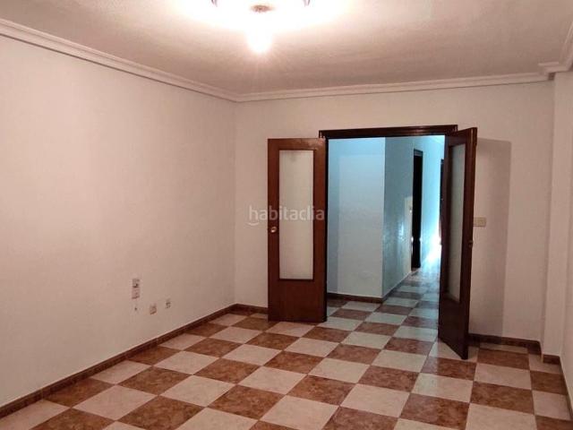 Apartamento en venta en Totana. Venta de Piso en Ceramica Nº 5 Totana Murcia. Apartamentos.