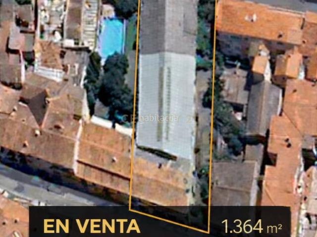 Apartamento en venta en Trujillo. Gran complejo urbano en Trujillo con vivienda, nave y potencial de desarrollo. Apartamentos.