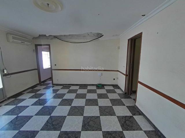 Apartamento en venta en Utrera, Centro. Apartamentos.