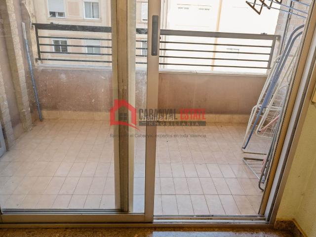 Apartamento en venta en Valencia, Mestalla. Apartamentos.