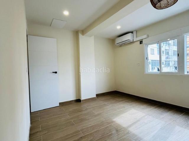 Apartamento en venta en Valencia, Mont Olivet. Apartamentos.