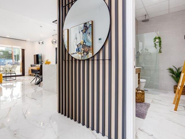 Apartamento en venta en Villamartin, Alicante Costa Blanca