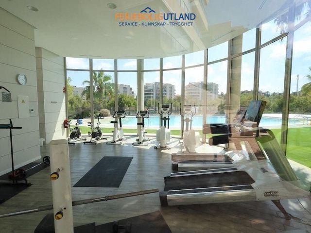 Apartamento en venta en Villamartin, Alicante Costa Blanca