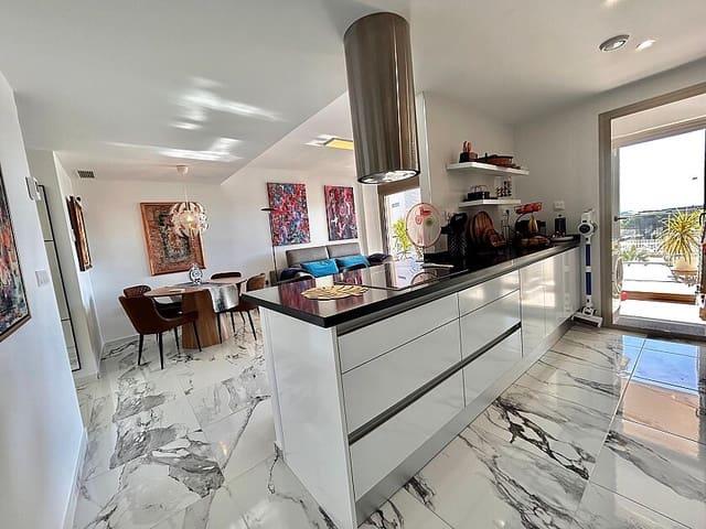 Apartamento en venta en Villamartin, Alicante Costa Blanca