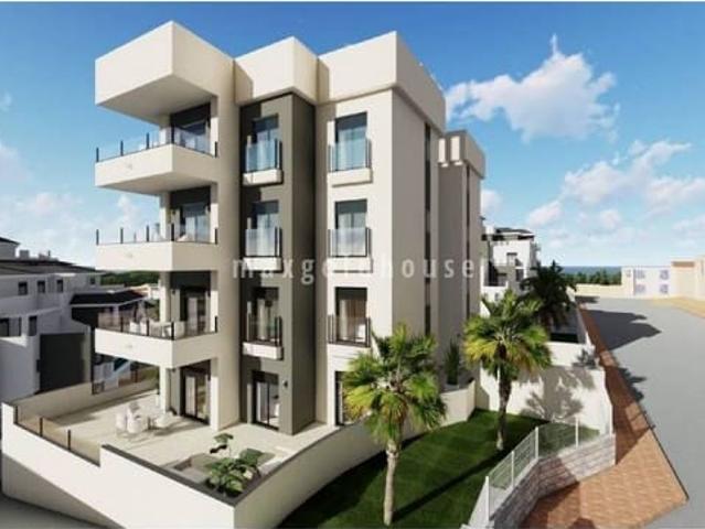 Apartamento en venta en Villamartin, Alicante Costa Blanca
