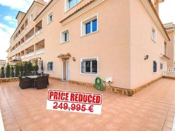 Apartamento en venta en Villamartin, Alicante Costa Blanca