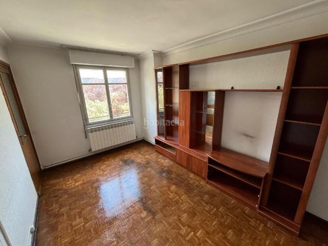Apartamento en venta en Vitoria Gasteiz, Zaramaga. Apartamentos Vitoria.