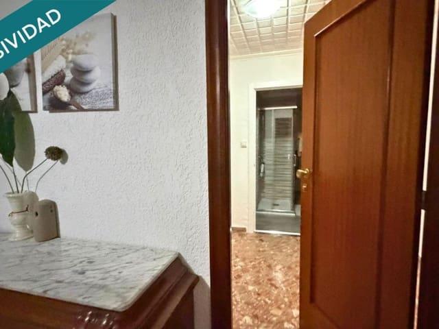 Apartamento en venta en Yecla, Murcia