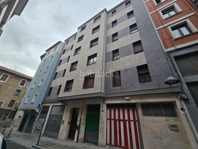 Apartamento en venta en Zalla. Apartamentos.