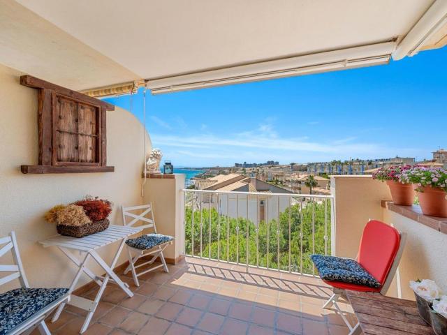 Apartamento en venta en Aguamarina 74m² Orihuela Costa