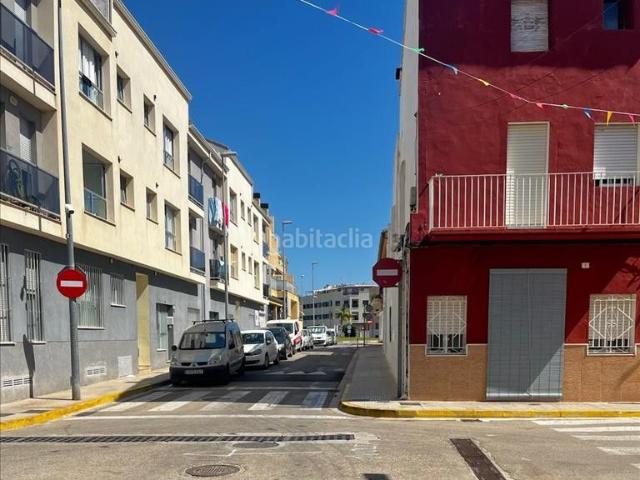 Apartamento en venta en Almoines. Piso en venta en Almoines Calle SANT FFRANCESC Nº 27 Valencia Ideal para inversores. Apartamentos.