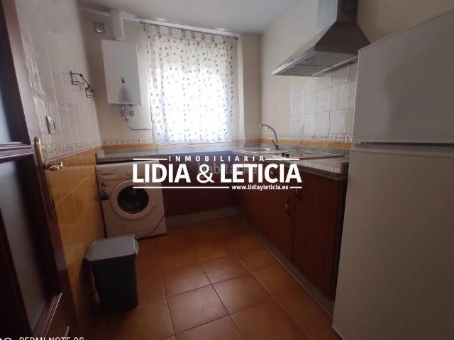 Apartamento en venta en Alcalá de Guadaira, Centro. PISO CON TERRAZA PROPIA EN PLENO CENTRO. Apartamentos Alcalá de.