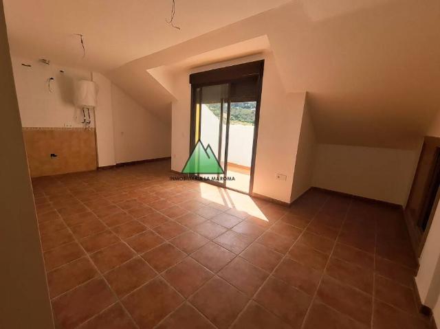Apartamento en Venta en Alcaucín