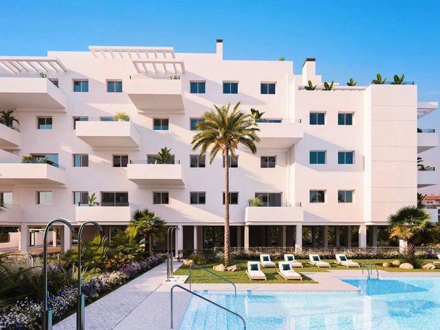 Apartamento en venta en Algarrobo Costa, Málaga Costa del Sol