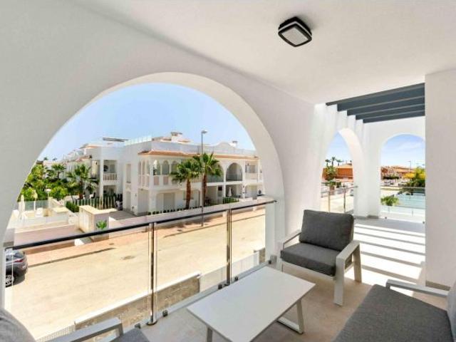 Apartamento en Venta en Algorfa, Alicante