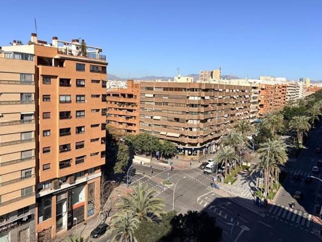 Apartamento en venta en Alicante / Alacant, Alicante Costa Blanca