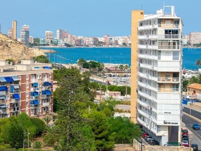 Apartamento en venta en Alicante / Alacant, Alicante Costa Blanca