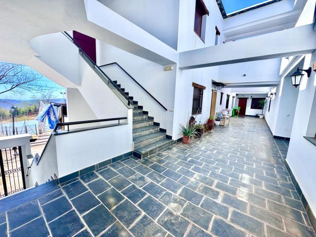 Apartamento en venta en Alpujarra de la Sierra. ? APARTAMENTO DE 2 DORMITORIOS CON CHIMENEA EN PLENA ALPUJARRA. Apartamentos Alpujarra de la.