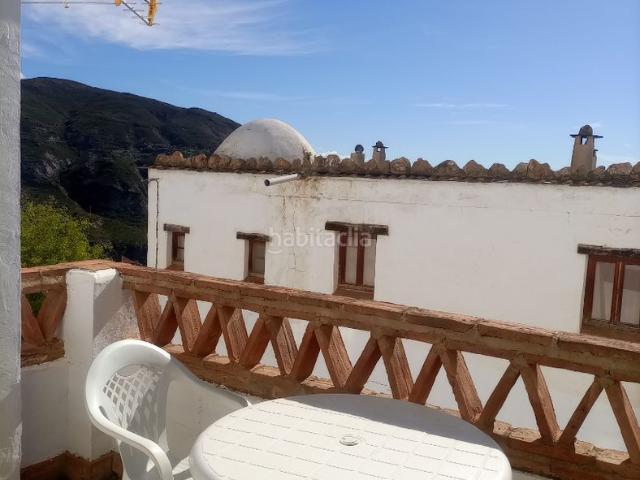 Apartamento en venta en Alpujarra de la Sierra. Apartamento de 2 dormitorios con estupendas vistas. Apartamentos Alpujarra de la.