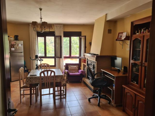 Apartamento en venta en Alpujarra de la Sierra. Apartamento 2 domitorios en Mecina Bombarón. Apartamentos Alpujarra de la.