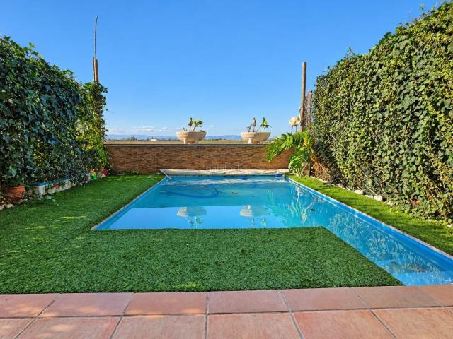 Apartamento en venta en Amposta, Eucaliptus Poble Nou del Delta Costa Dorada. PLANTA BAJA CON JARDÍN PRIVADO, PARKING Y LICENCIA TURÍSTICA A 500 METROS DE LA PLAYA. Apartamentos.