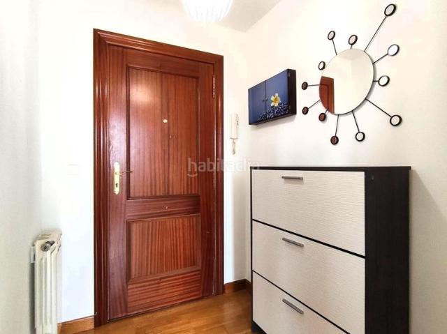 Apartamento en venta en Astillero El. Apartamento con gran terraza, garaje y piscina. Apartamentos Astillero.