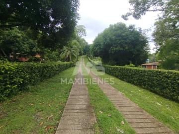 Apartadó, Antioquia - Aparcadero, Piscina