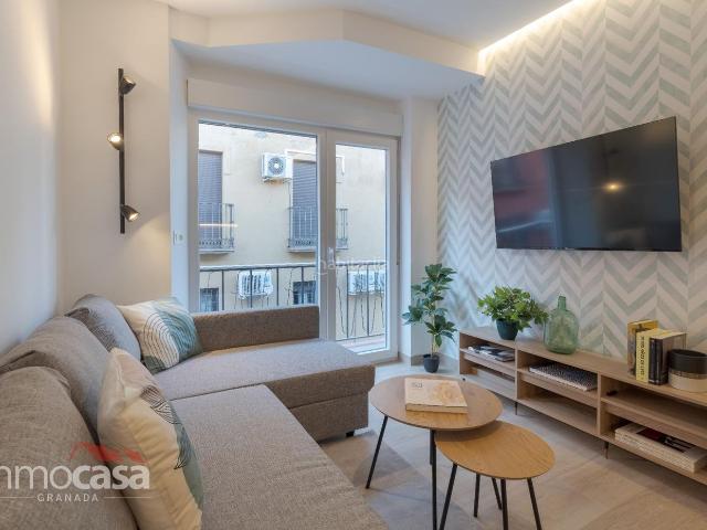 Apartamento en venta en Armilla, San Antón. Piso a estrenar, amueblado y con primeras calidades en Armilla. Apartamentos.