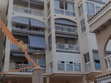 Apartamento en venta en Arenales del Sol, Alicante Costa Blanca