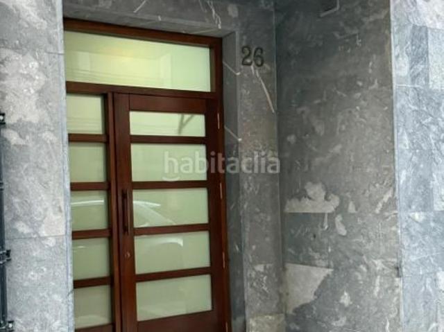 Apartamento en venta en Arrasate o Mondragón. Coqueto piso con terraza en el centro de Arrasate. Apartamentos Arrasate o.