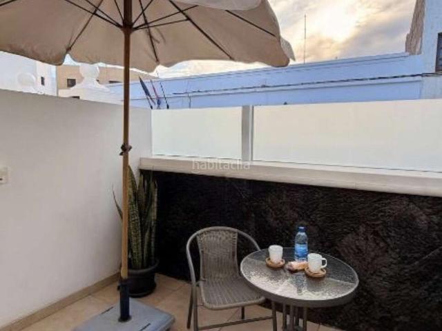 Apartamento en venta en Arrecife, Centro La Vega Alta. INMUEBLE CON 4 UNIDADES INDEPENDIENTES 225 m DE SUPERFICIE TOTAL. Apartamentos.