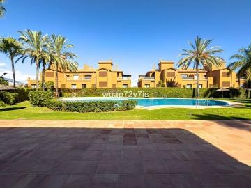 Apartamento en venta en Cancelada, Málaga Costa del Sol