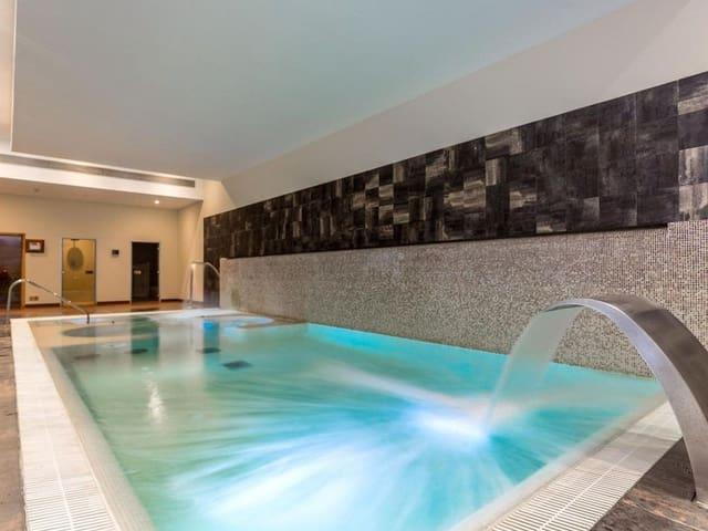 Apartamento en venta en Atalaya Isdabe, Málaga Costa del Sol