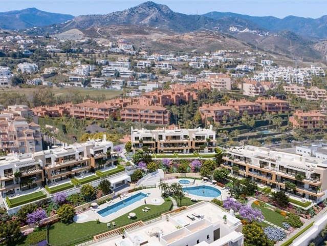 Apartamento en venta en Atalaya Isdabe, Málaga Costa del Sol
