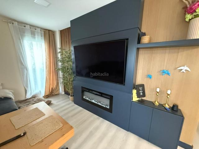 Apartamento en venta en Badajoz, Avenida Elvas. APARTAMENTO CON GARAJE Y TERRAZA EN AVENIDA DE ELVAS. Apartamentos.