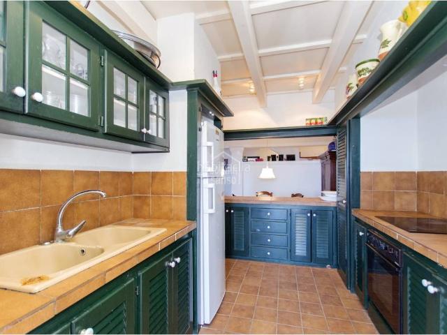 Apartamento en venta en Baleares Maó Mahón, Sant Climent Es Canutells. Encantadora Vivienda en Primera Línea de Mar en Ses Tanques. Menorca. Apartamentos Maó.