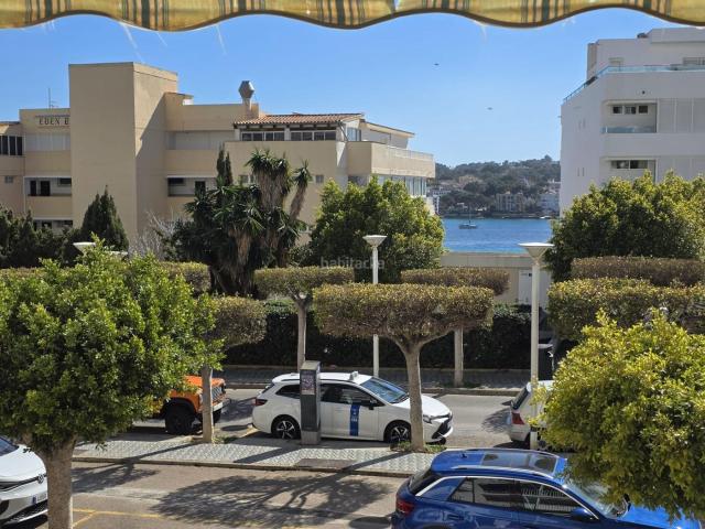Apartamento en venta en Baleares Calvià, Costa de la Calma. Santa Ponsa. Coqueto apartamento, buen estado, amueblado y equipado, listo para entrar, muy cerca del mar, céntrico. Apartamentos.