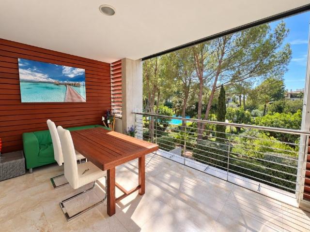 Apartamento en venta en Baleares Calvià, Portals Nous. Apartamento nuevo de alta calidad en Bendinat. Apartamentos.