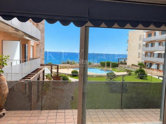 Apartamento en venta en Baleares Ciutadella de Menorca, Ciutadella. Apartamento con Vista Frontal al Mar, Paseo Marítimo, Ciutadella de Menorca. Apartamentos Ciutadella de.