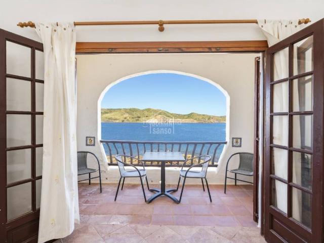 Apartamento en venta en Baleares Es Mercadal, Playas de Fornells. Espectacular apartamento en primera línea de mar, Playas de Fornells, Menorca. Apartamentos Es.