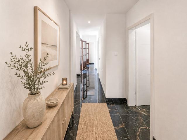 Apartamento en venta en Baleares Felanitx, Felanitx Poble. Piso moderno obra nueva con todo tipo de extras, varias terrazas y ascensor en el centro de Felanitx. Apartamentos.