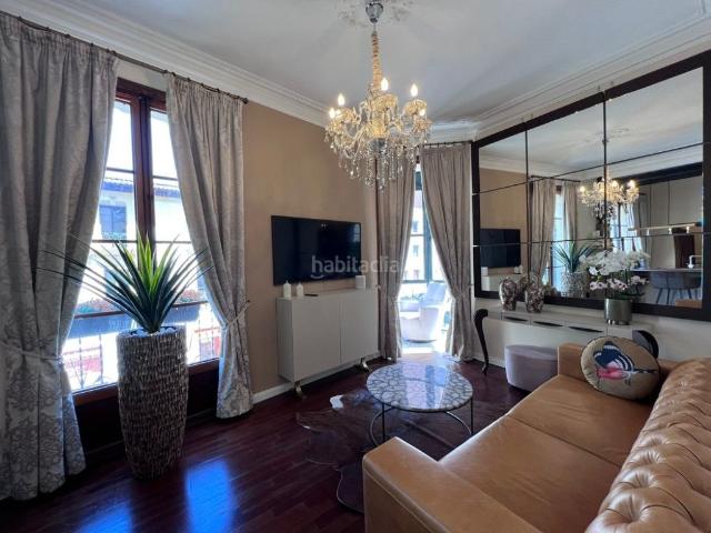 Apartamento en venta en Baleares Palma de Mallorca, El Sindicat. Elegante apartamento de diseño en el Casco Antiguo de Palma Excelente oportunidad de inversión. Apartamentos Palma de.