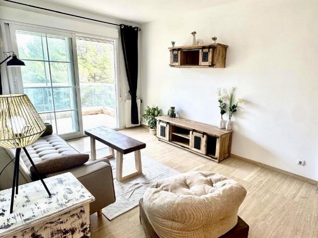 Apartamento en venta en Baleares Palma de Mallorca, La Bonanova. Ático dúplex con vistas panorámicas y piscinas comunitarias. Apartamentos Palma de.